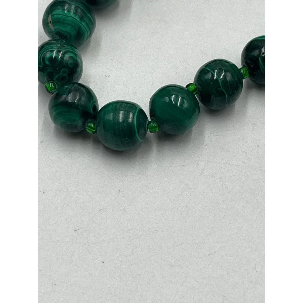 Malachite Vibrant Green with Banding Graduated Round Polished Beaded Necklace‎